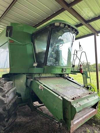 JD 9610 Combine