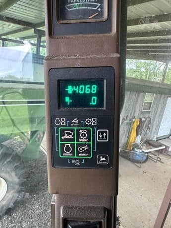 JD 9610 Combine