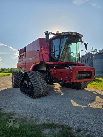 C-IH 9240 Combine