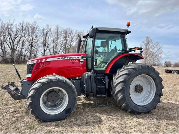 MF 8680 Tractor