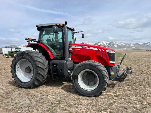 MF 8680 Tractor