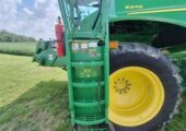 JD S670 Combine