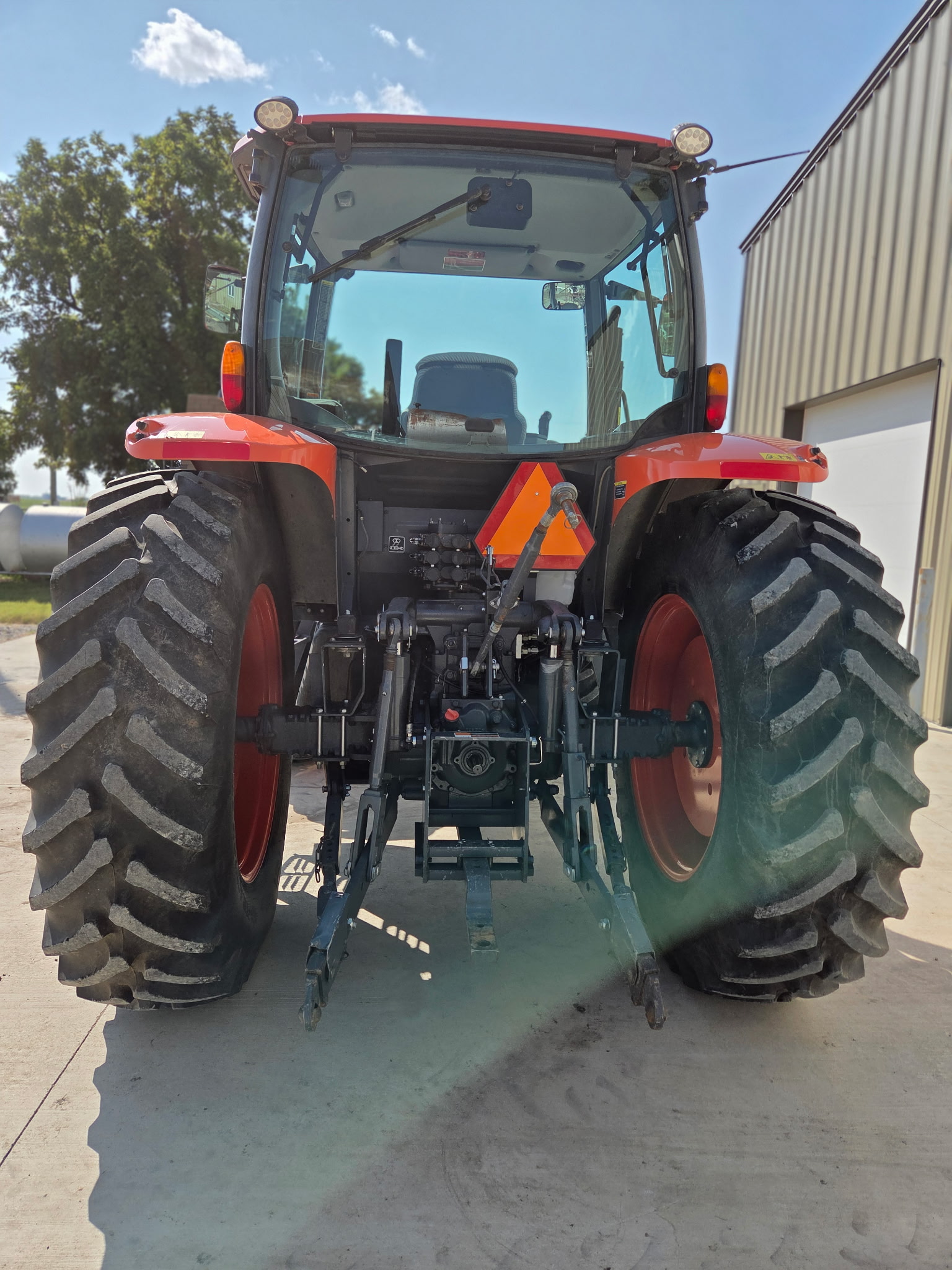 Kubota M126GX Tractor