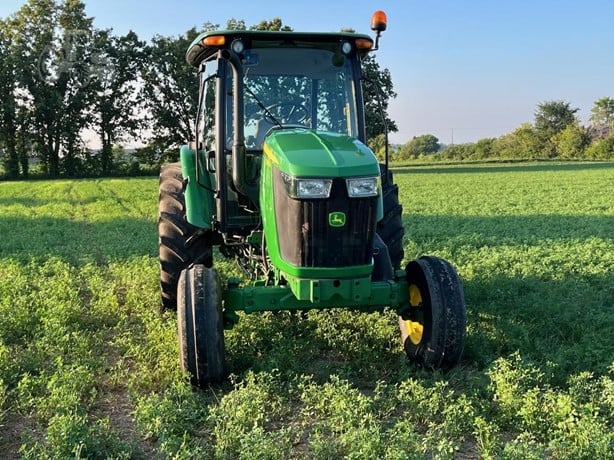 JD 5085M Tractor