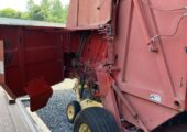 NH 664 Round Baler, 8-Wheel Rake