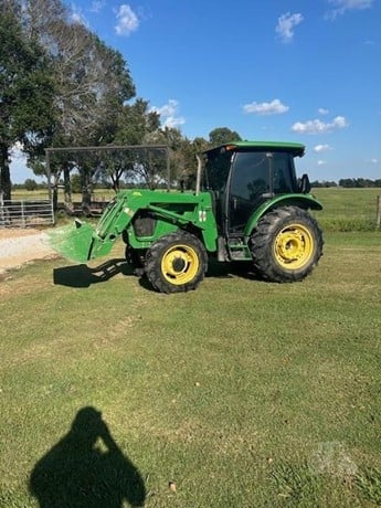 JD 5083E Tractor