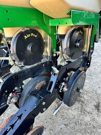 GP 3P4025AH 12R36″-38″ Planter