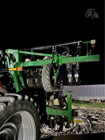 GP 3P4025AH 12R36″-38″ Planter