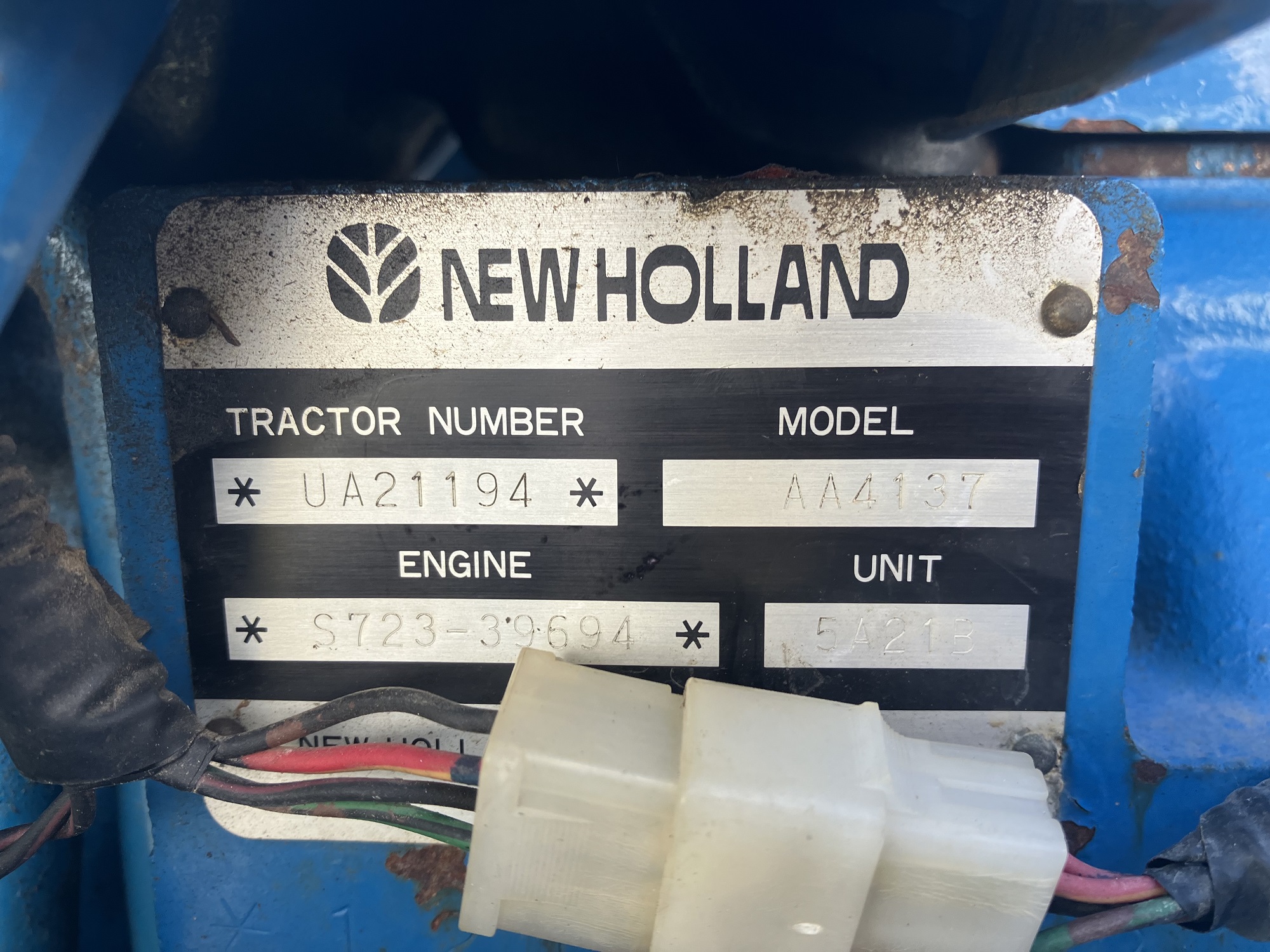 Ford-New Holland 1215 Tractor