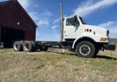 Sterling LT9500 Truck