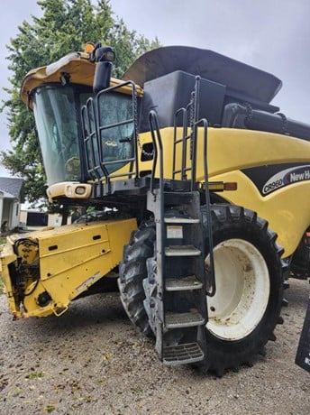 NH CR960 Combine