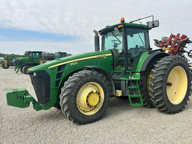 JD 8530 Tractor