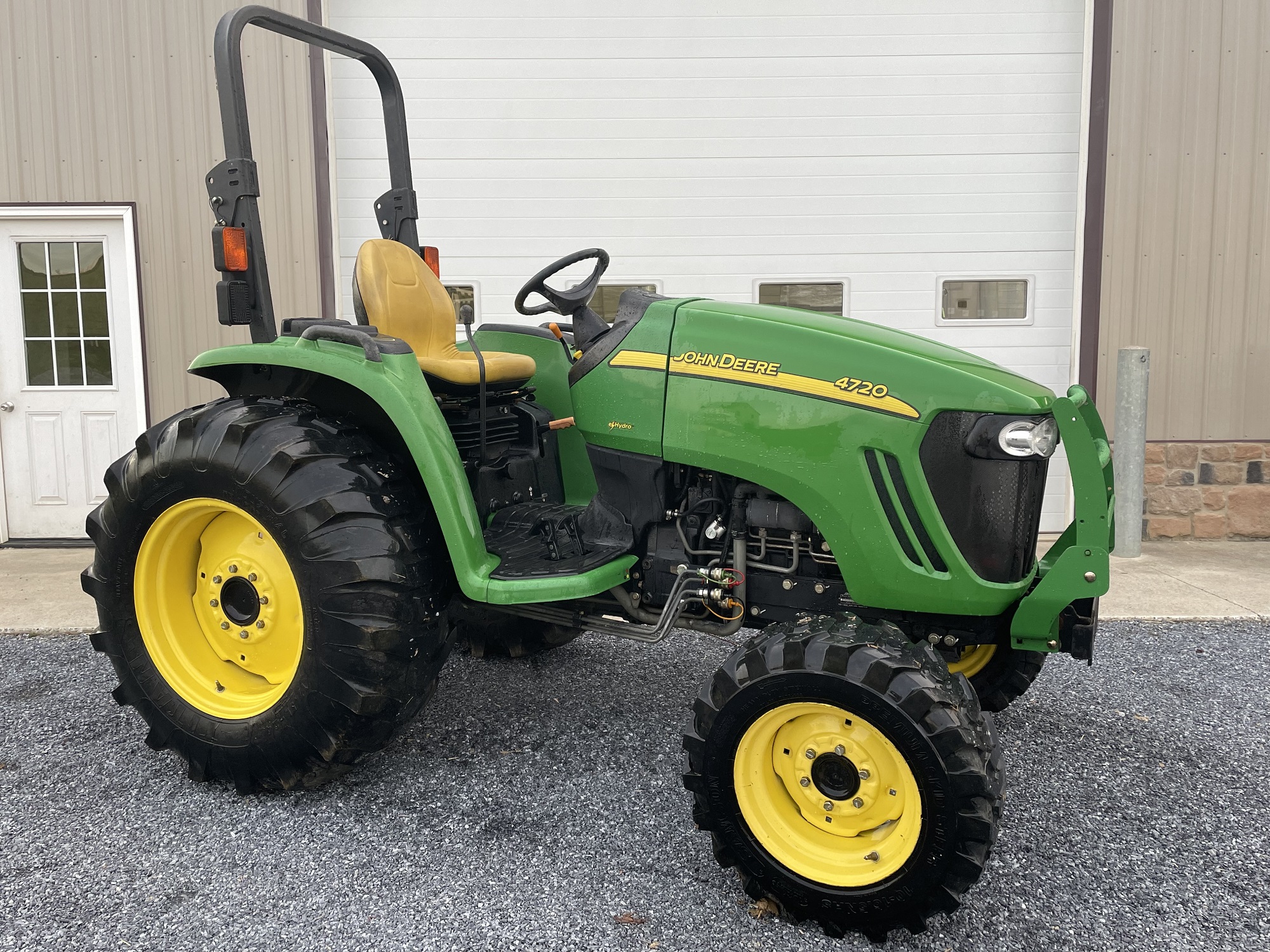 JD 4720 Tractor
