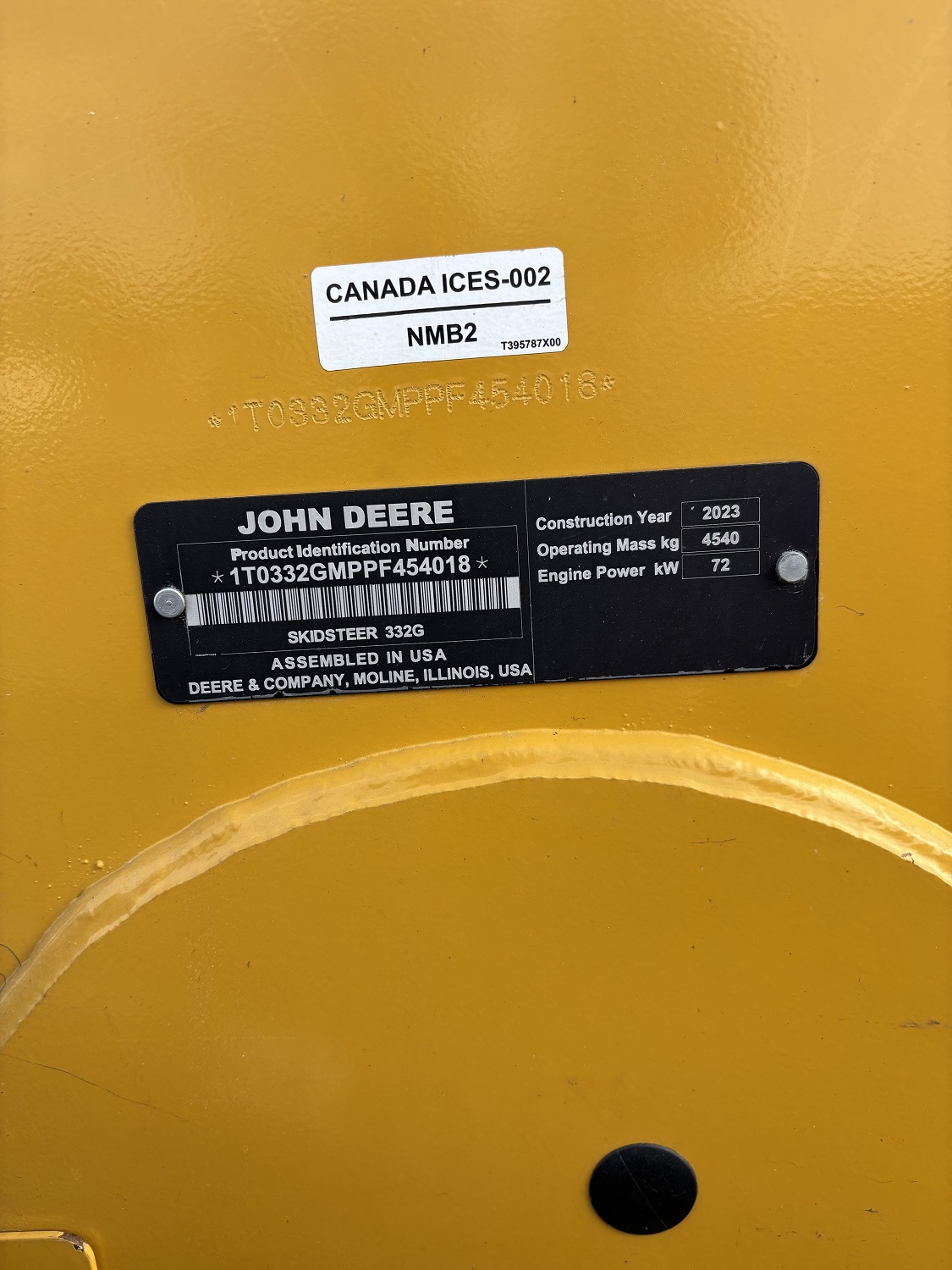 JD 332G Skid-Steer Loader