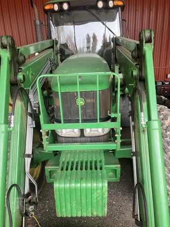 JD 7520 Tractor