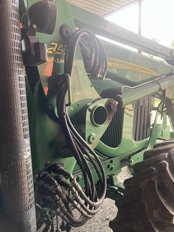 JD 7520 Tractor