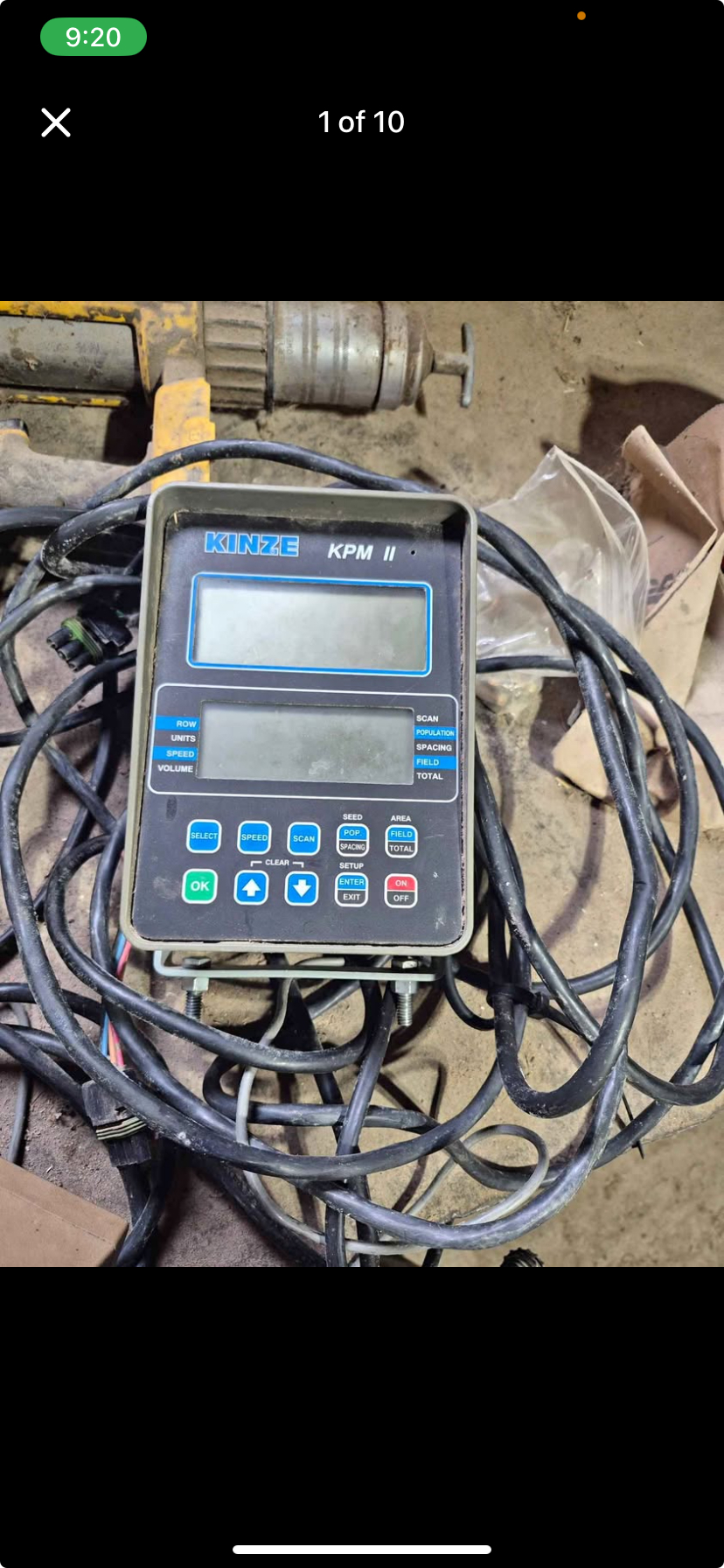 Kinze 3200 12R30 Planter
