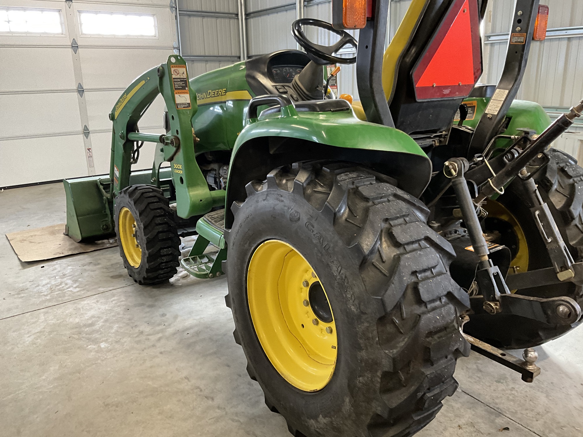 JD 3320 Tractor