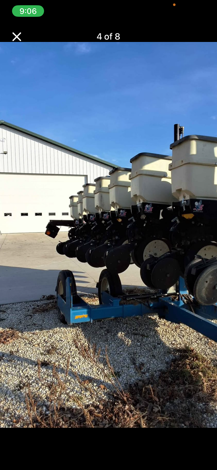 Kinze 3500 8/15 Planter