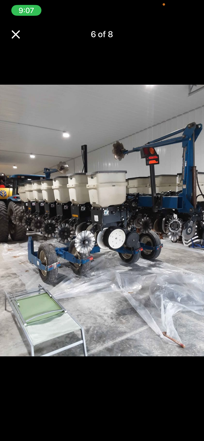 Kinze 3500 8/15 Planter