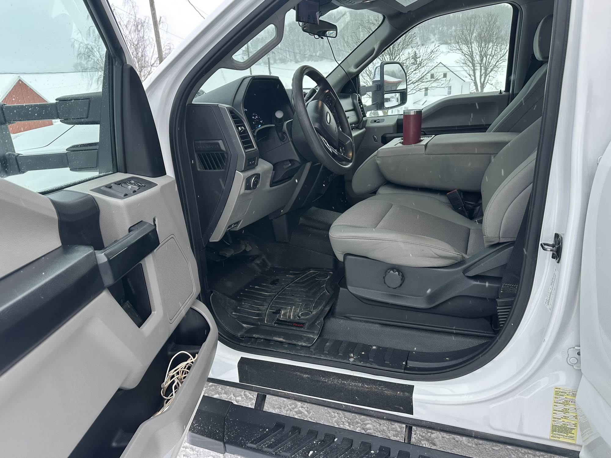 Ford F350 Dually Pickup