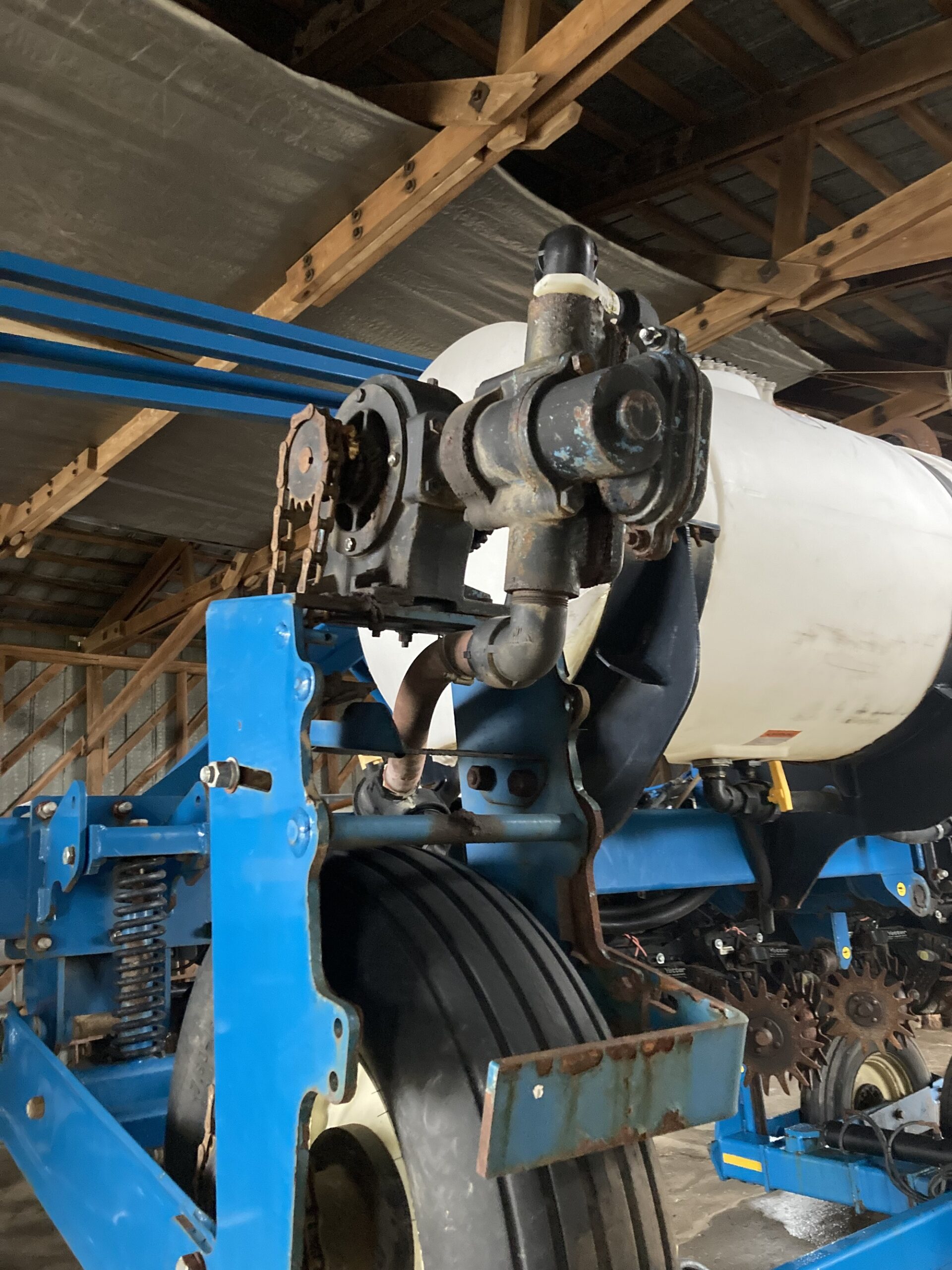 Kinze 3600V 16R-30″ Planter