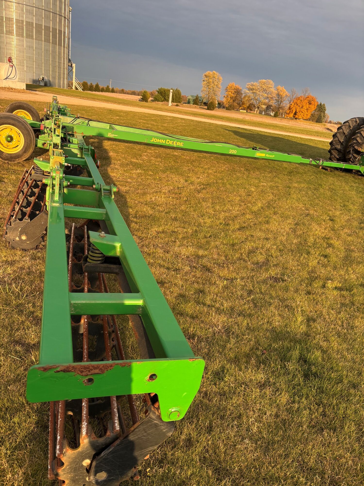 JD 200 Rolling Basket Finisher