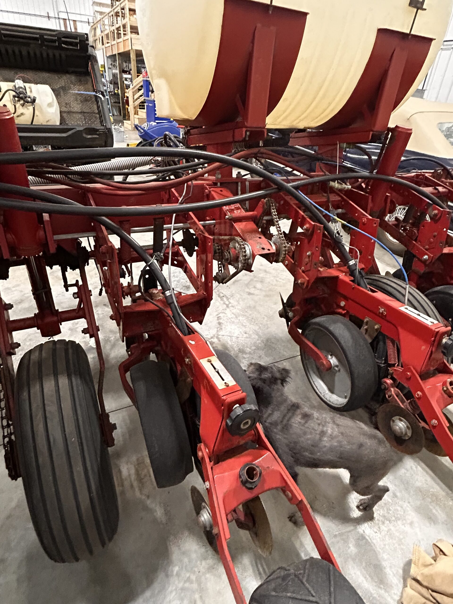 C-IH 900 8R30 Planter