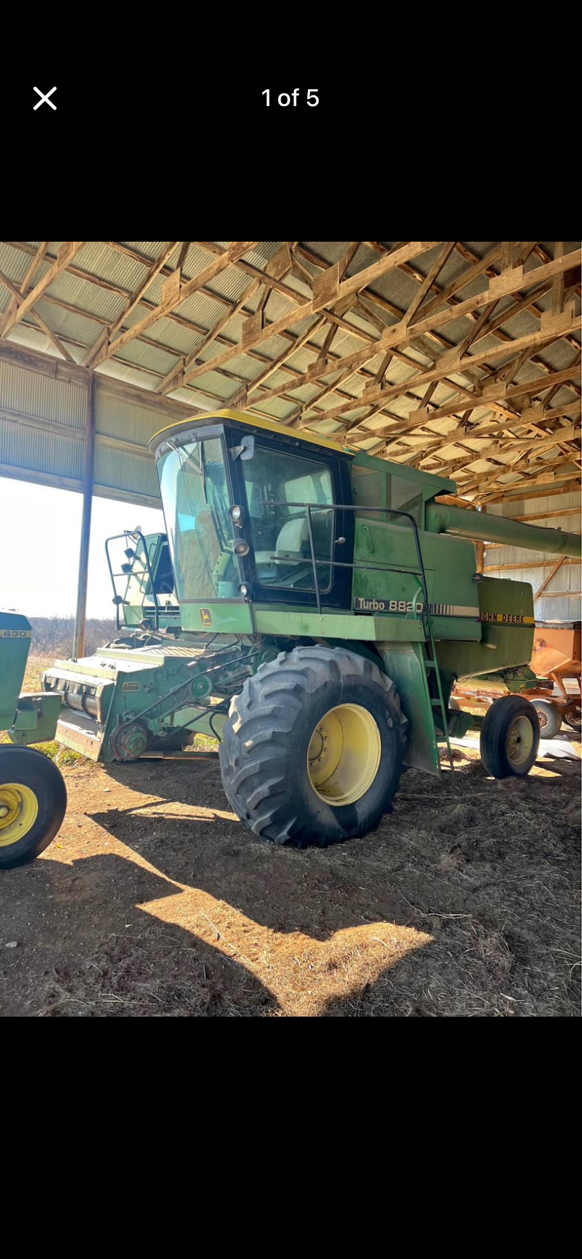 JD 8820 Combine