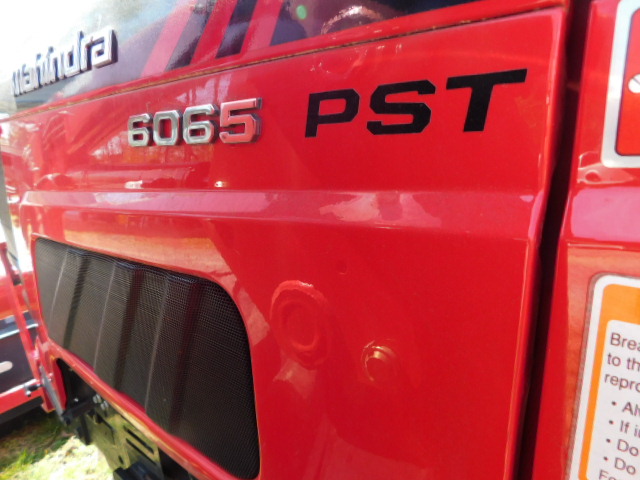 2023 Mahindra 6065 4X4 w/Loader