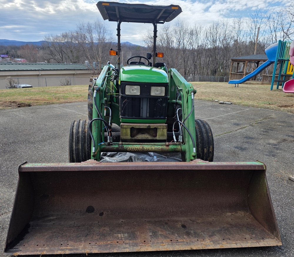 1998 John Deere 5410
