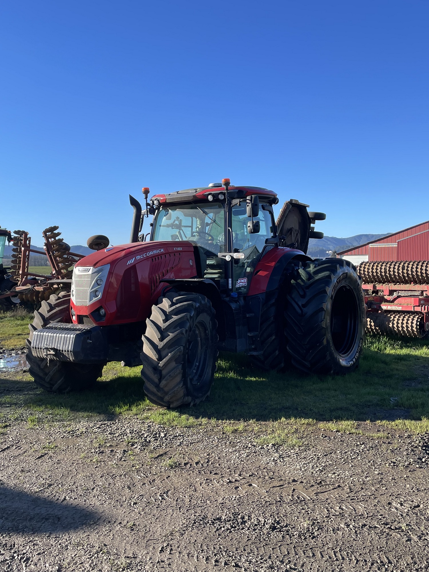 McCormick X7.623 Tractor